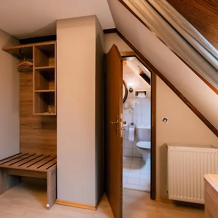 Einbecker Hof 2*